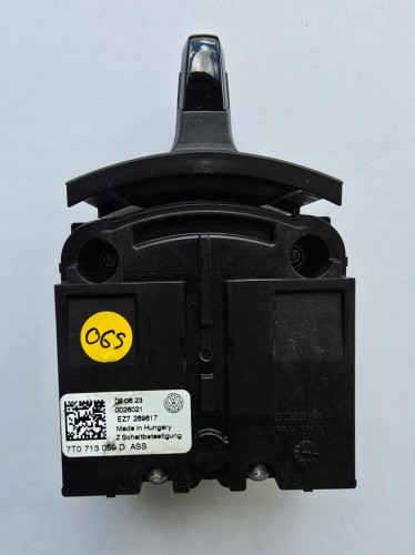 1EA713041 VW SKOADA SEAT AUDI wybierak selektor mechanizm pozycjoner biegów
