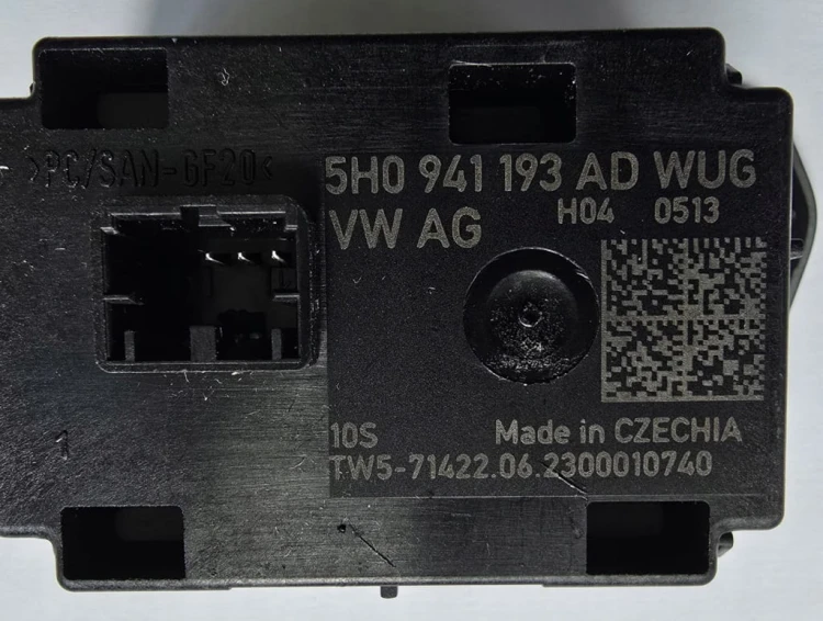 Przełącznik świateł VW Seat 5H0941193AD WUG