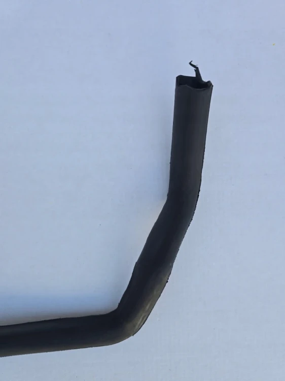 VW T7 USZCZELKA DRZWI PRAWE PRZESUWNYCH Z CZUJNIKIEM COFANIA 7T0843786H