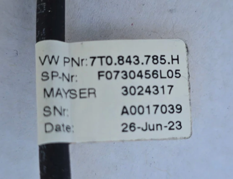 VW T7 USZCZELKA DRZWI LEWE PRZESUWNYCH Z CZUJNIKIEM COFANIA 7T0843785H