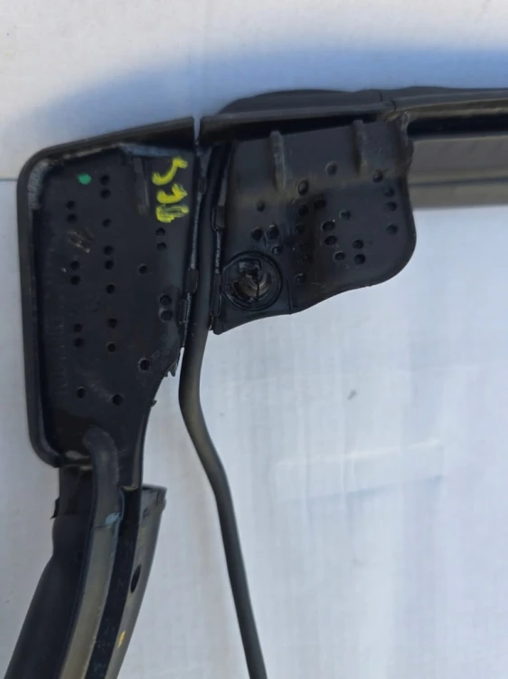VW T7 USZCZELKA DRZWI LEWE PRZESUWNYCH Z CZUJNIKIEM COFANIA 7T0843785H