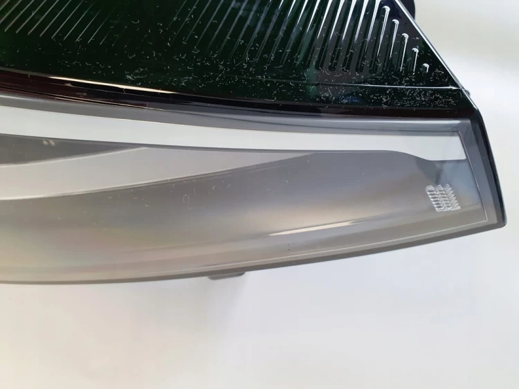 ID.4 LAMPA PRZÓD PRAWA LED 11B941006A