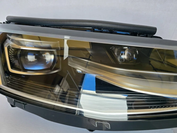 VW Transporter Multivan T7 LAMPA PRAWA PRZÓD FULL LED IQ.LIGHT 7T1941082 C