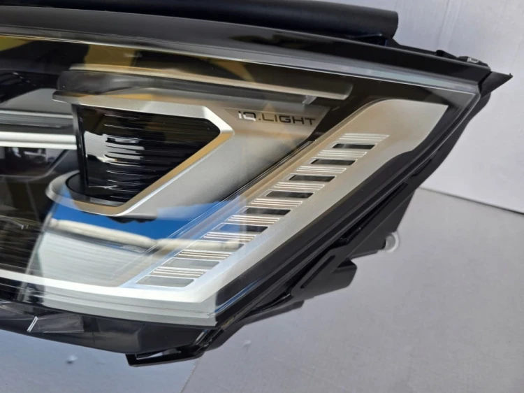 VW Transporter Multivan T7 LAMPA LEWA PRZÓD FULL LED IQ.LIGHT 7T1941081 C