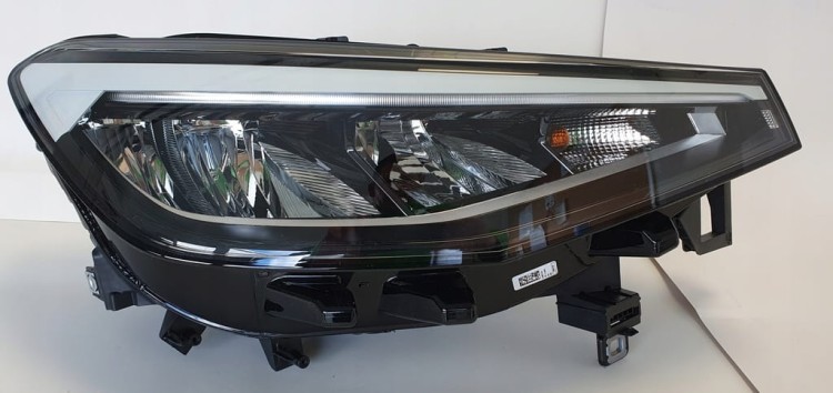 ID.4 LAMPA PRZÓD PRAWA LED 11B941006A