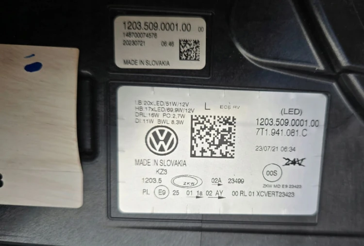 VW Transporter Multivan T7 LAMPA LEWA PRZÓD FULL LED IQ.LIGHT 7T1941081 C