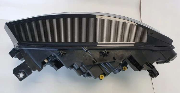 ID.4 LAMPA PRZÓD PRAWA LED 11B941006A