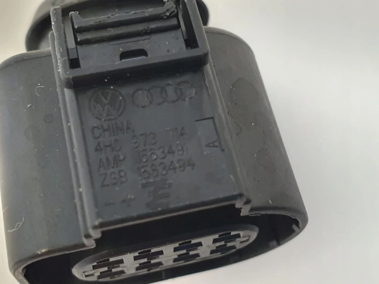 VW PASSAT B8 GTE WŁĄCZNIK ŁADOWANIA ELEKTRYCZNEGO 3G0915211