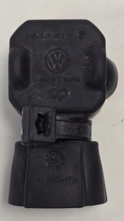 VW UP SEAT MII SKODA CITY OSŁONA NA CZUJNIK PARKOWANIA TYŁ 1S0919079