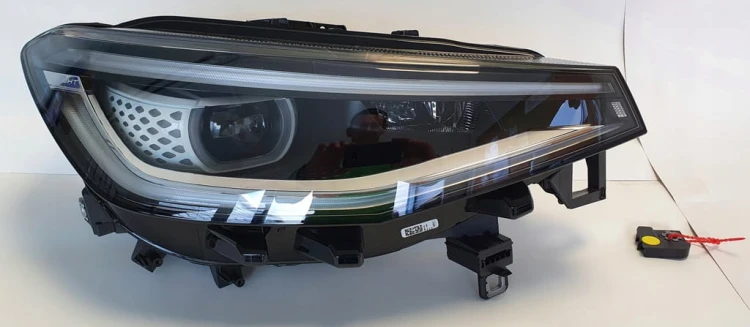 ID.4 LAMPA PRZÓD PRAWA IQ.LIG FULL LED 11B941036F