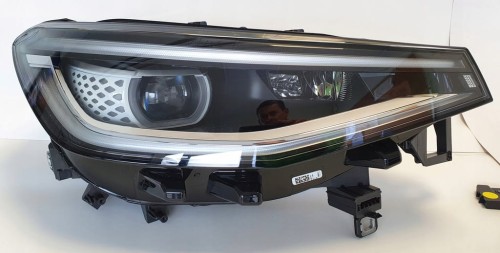 ID.4 LAMPA PRZÓD PRAWA IQ.LIG FULL LED 11B941036F