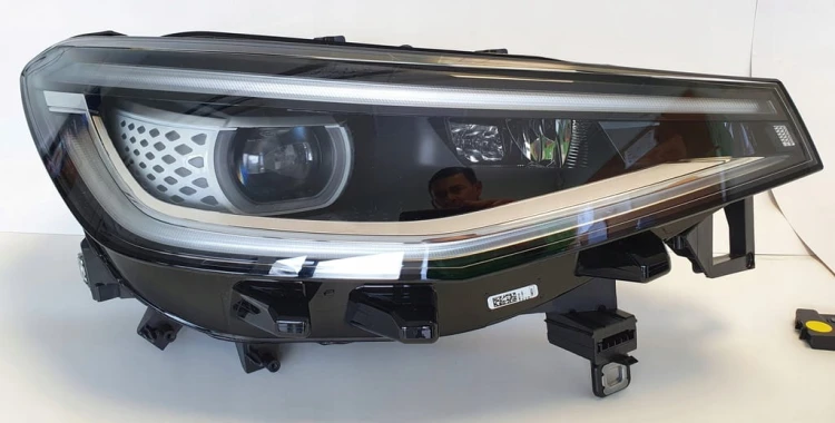 ID.4 LAMPA PRZÓD PRAWA IQ.LIG FULL LED 11B941036F