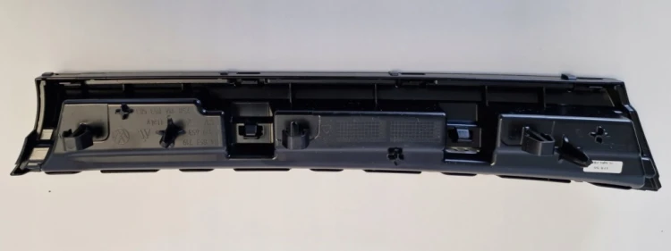 ID.4 LISTWA GRILL LEWY PRZÓD 11A853719