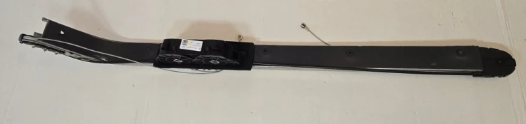 VW T7 MULTIVAN PROWADNICA SZYNA DRZWI ELEKTRYCZNYCH 7T0843531L 7T0843871J