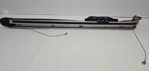 VW T7 MULTIVAN PROWADNICA SZYNA DRZWI ELEKTRYCZNYCH 7T0843532L 7T0843872J
