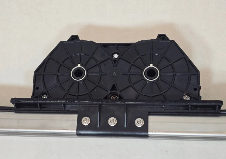 VW T7 MULTIVAN PROWADNICA SZYNA DRZWI ELEKTRYCZNYCH 7T0843532L 7T0843872J