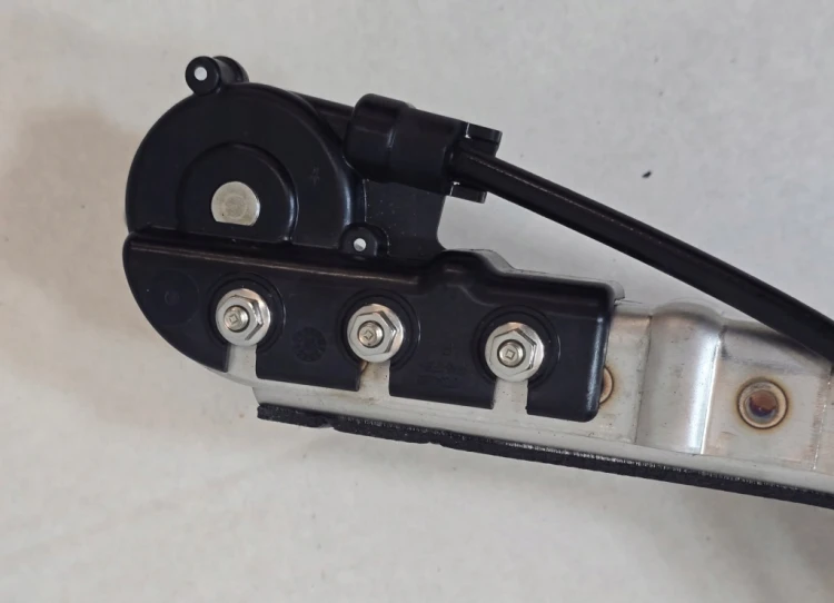 VW T7 MULTIVAN PROWADNICA SZYNA DRZWI ELEKTRYCZNYCH 7T0843532L 7T0843872J