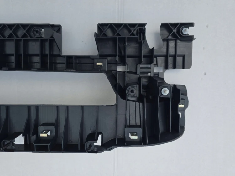 VW T7 MULTIVAN 7T0 MOCOWANIE STOPNIA PODNÓŻKA KRÓTKI STRONA PRAWA 7T0864294