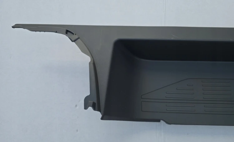 VW T7 MULTIVAN 7T0 LONG OSŁONA STOPIEŃ PODNÓŻEK STRONA PRAWA 7T0863726C