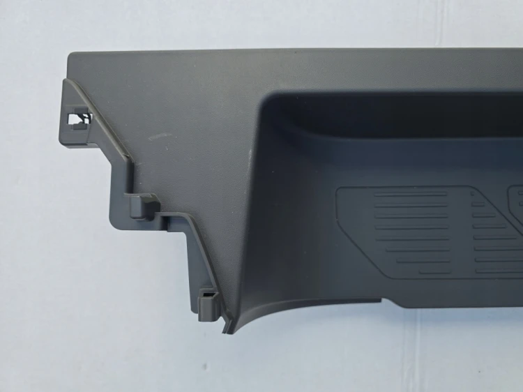 VW T7 MULTIVAN 7T0 LONG OSŁONA STOPIEŃ PODNÓŻEK STRONA LEWA 7T0863725C