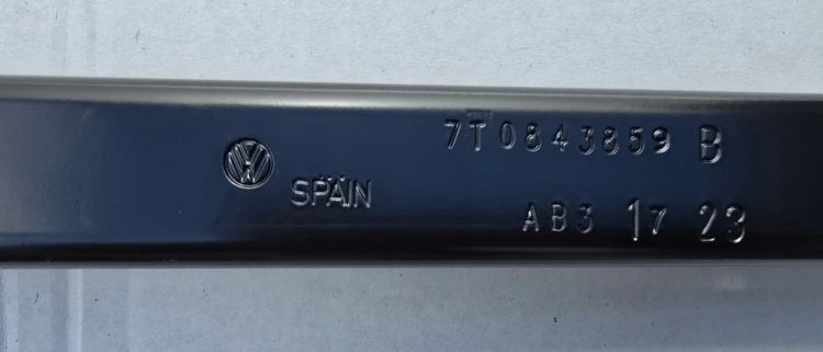 VW T7 MULTIVAN PROWADNNICA SZYNA DRZWI PRZESUWNYCH LEWA GÓRNA 7T0843859B