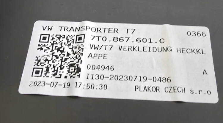 VW T7 MULTIVAN TRANSPORTER TAPICERKA TYLNEJ KLAPY BAGAŻNIKA 7T0867601C