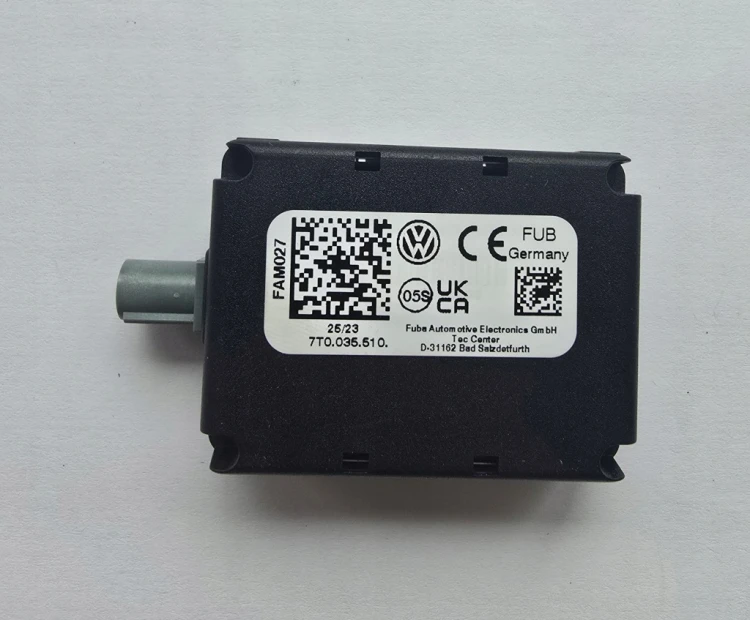 VW MULTIVAN TRANSPORTER T7 MODUŁ STERUJĄCY KOMUNIKACJĄ POJAZDU 7T0035510