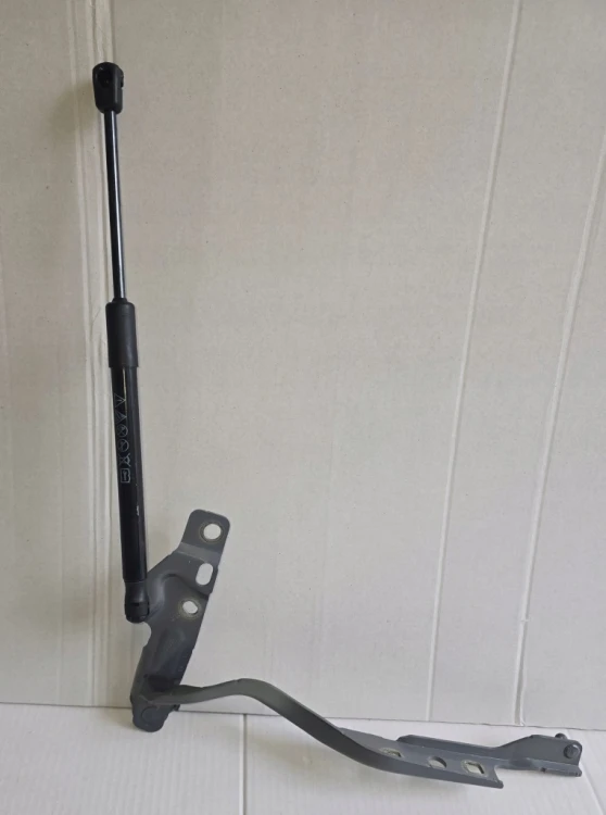ZAWIAS MASKI PRAWY VW T7 MULTIVAN 7T0823302 SIŁOWNIK 7T0823359D LA7C