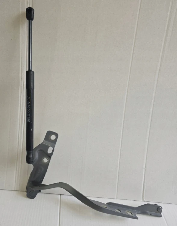 ZAWIAS MASKI PRAWY VW T7 MULTIVAN 7T0823302 SIŁOWNIK 7T0823359D LA7C