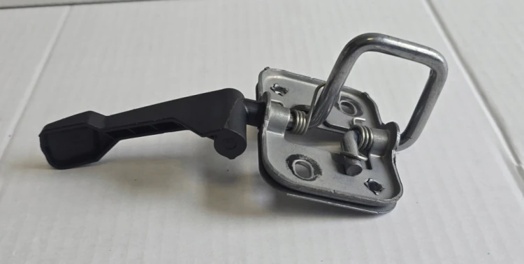 HAK RYGIEL MASKI VW T7 MULTIVAN 7T0823186