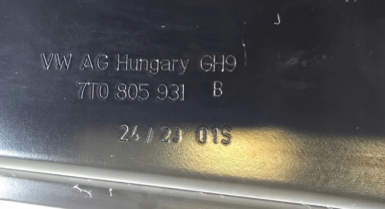 UCHWYT MOCOWANIE LAMPY LEWE VW TRANSPORTER MULTIVAN T7 7T0805931B