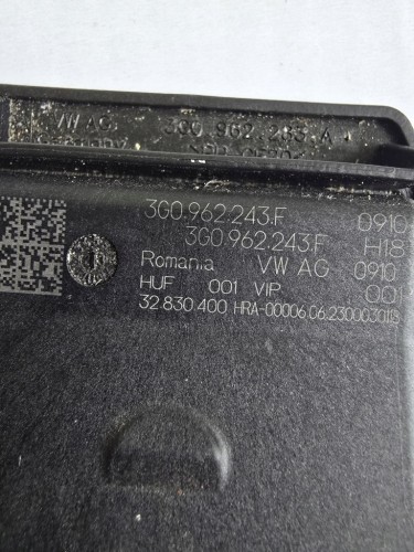 VW T7 EASY OPEN OTWIERANIA KLAPY BAGAŻNIK NOGĄ 7T0962253 3G0962243F