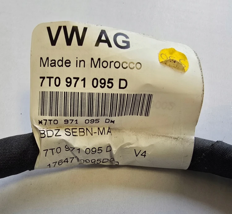 VW T.7 MULTIVAN WIĄZKA INSTALACJA 4PDC ZDERZAKA PRZEDNIEGO 7T0971095D