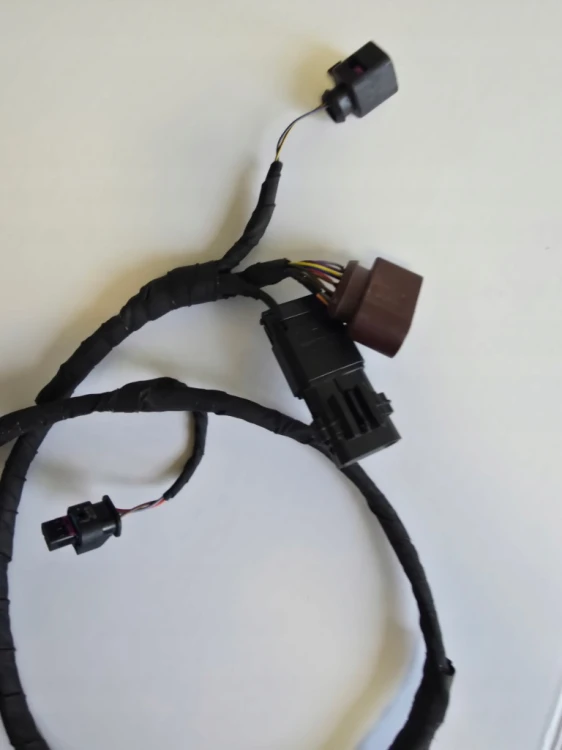 VW T.7 MULTIVAN WIĄZKA INSTALACJA 4PDC ZDERZAKA PRZEDNIEGO 7T0971095D