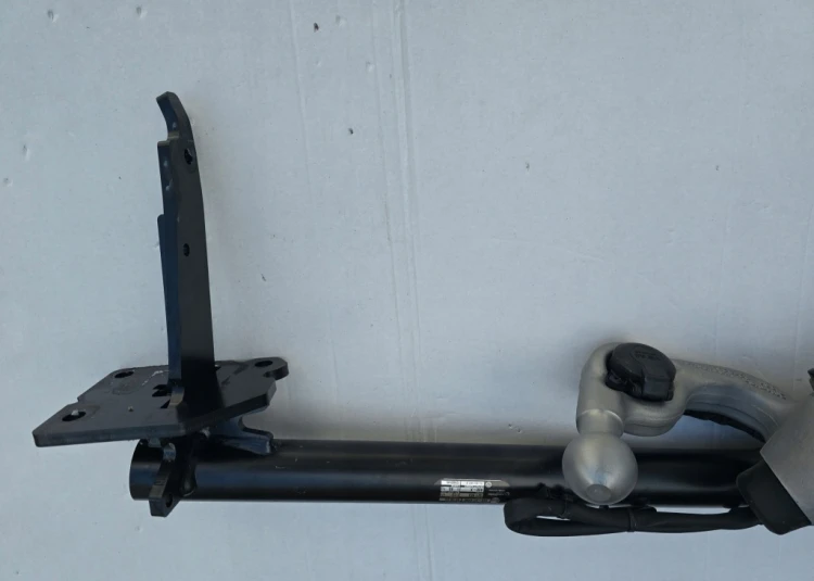 7T0803881B HAK HOLOWNICZY ELKTRYCZNY OEM T7 MULTIVAN TRANSPORTER WESTFALIA
