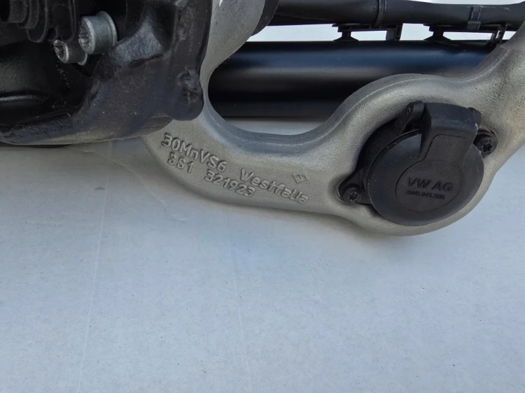 7T0803881B HAK HOLOWNICZY ELKTRYCZNY OEM T7 MULTIVAN TRANSPORTER WESTFALIA