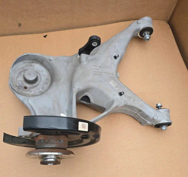 7T0407621A 7T0501414C 7T0501072C ZWROTNICA WAHACZ PRAWY TYŁ OEM VW T7