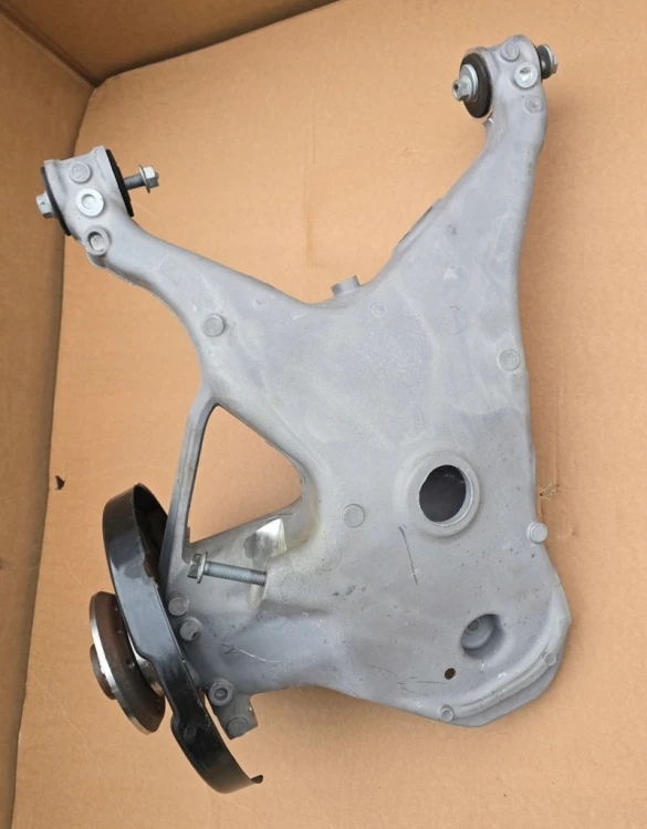 7T0407621A 7T0501414C 7T0501072C ZWROTNICA WAHACZ PRAWY TYŁ OEM VW T7