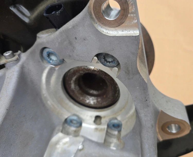 7T0407621A 7T0501414C 7T0501072C ZWROTNICA WAHACZ PRAWY TYŁ OEM VW T7
