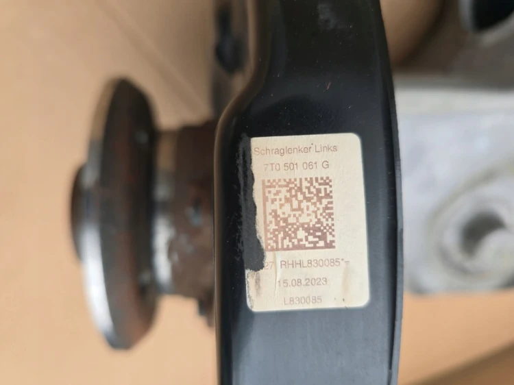 7T0407621A 7T0501413C 7T0501071C ZWROTNICA WAHACZ LEWA TYŁ OEM VW T7