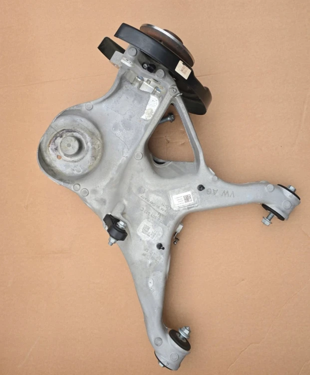 7T0407621A 7T0501413C 7T0501071C ZWROTNICA WAHACZ LEWA TYŁ OEM VW T7