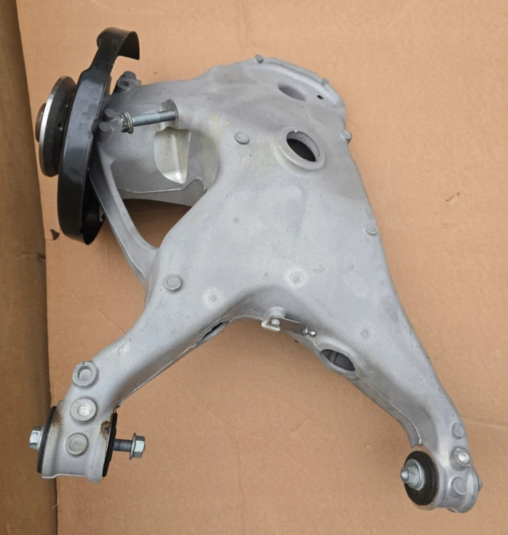 7T0407621A 7T0501413C 7T0501071C ZWROTNICA WAHACZ LEWA TYŁ OEM VW T7