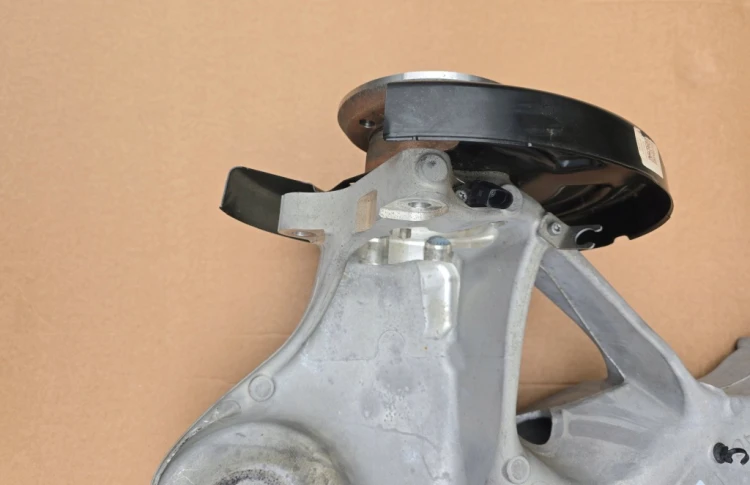 7T0407621A 7T0501413C 7T0501071C ZWROTNICA WAHACZ LEWA TYŁ OEM VW T7