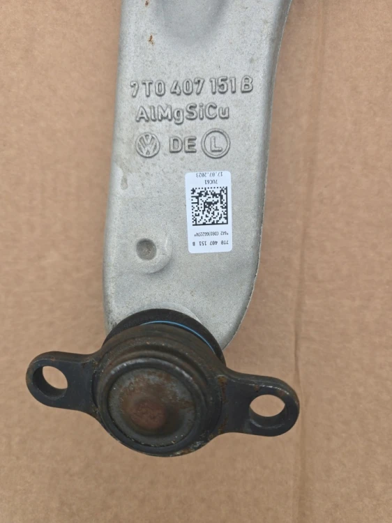 7T0407151B WAHACZ LEWY PRZEDNI OEM VW T7 MULTIVAN TRANSPORTER