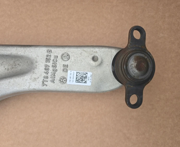 7T0407152B WAHACZ PRAWY PRZEDNI OEM VW T7 MULTIVAN TRANSPORTER