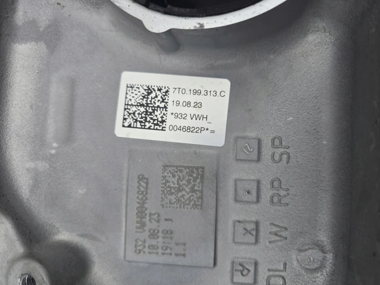 7T0199369K 7T0199313C 7T0411303J SANKI WÓZEK SILNIKA OEM VW T7 NOWY