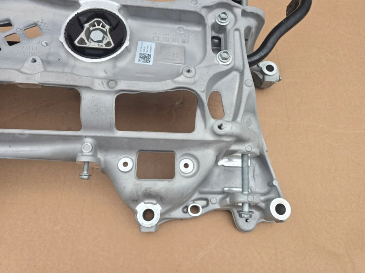 7T0199369K 7T0199313C 7T0411303J SANKI WÓZEK SILNIKA OEM VW T7 NOWY