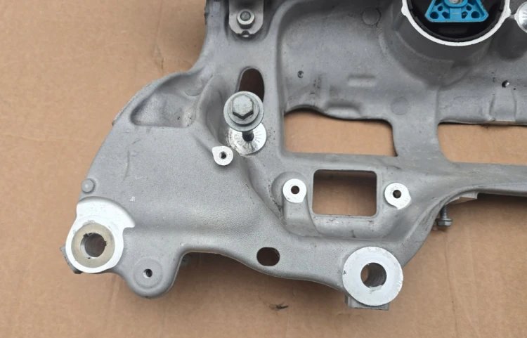 7T0199369K 7T0199313C 7T0411303J SANKI WÓZEK SILNIKA OEM VW T7 NOWY