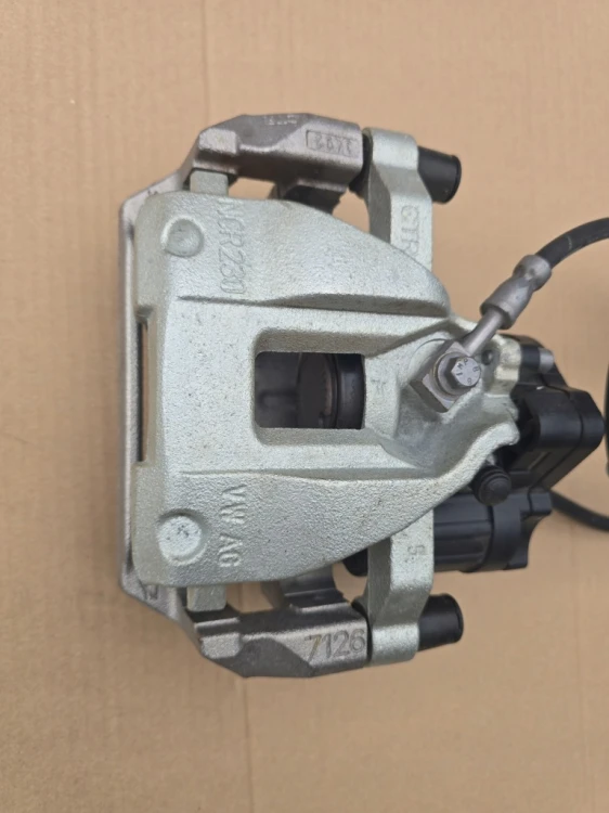 7T0615406E 7T0927902P ZACISK HAMULCOWY TYLNY PRAWY OEM VW T7 MULTIVAN