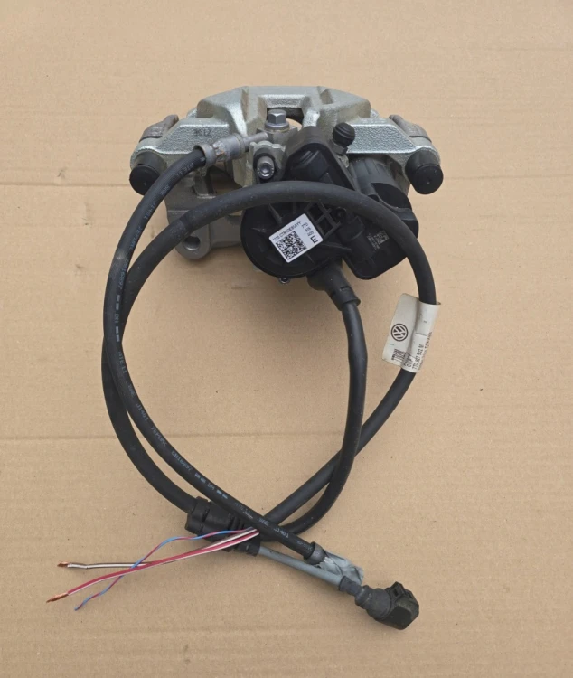 7T0615405E 7T0927902M ZACISK HAMULCOWY TYLNY LEWY OEM VW T7 MULTIVAN
